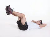 Imagem 1 de 4: Abdominal "Infra" - flexão do quadril c/ joelho flexionado