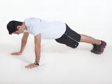 Imagem 1 de 5: Flexão de braços + salto vertical c/ movimento dos braços COMBINAÇÃO