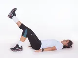 Imagem 1 de 1: Flexão de quadril unilateral deitado no solo - c/ ou s/ caneleira