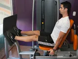 Imagem 1 de 2: Leg press -máquina - flexão completa de quadril e joelho 